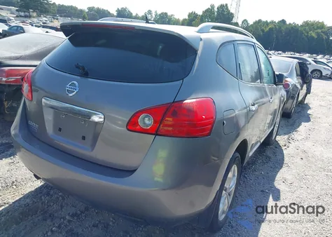 2015 Nissan Rogue Select S z USA, uszkodzony, nr VIN JN8AS5MT7FW667478